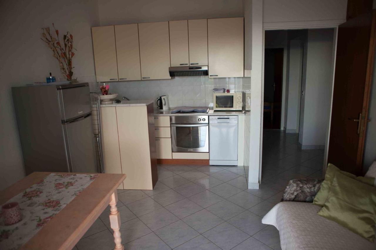 Apartments Garac Dugi Rat Exterior foto